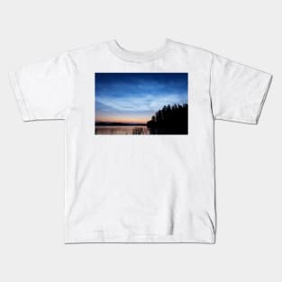 Night shining clouds over lake Kids T-Shirt